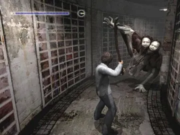 Silent Hill 4 - The Room screen shot game playing